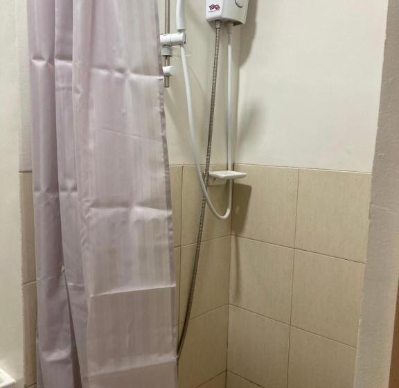 Standard Stúdió Szoba, Bohemian Inspired Studio Unit2 At Trees Residences