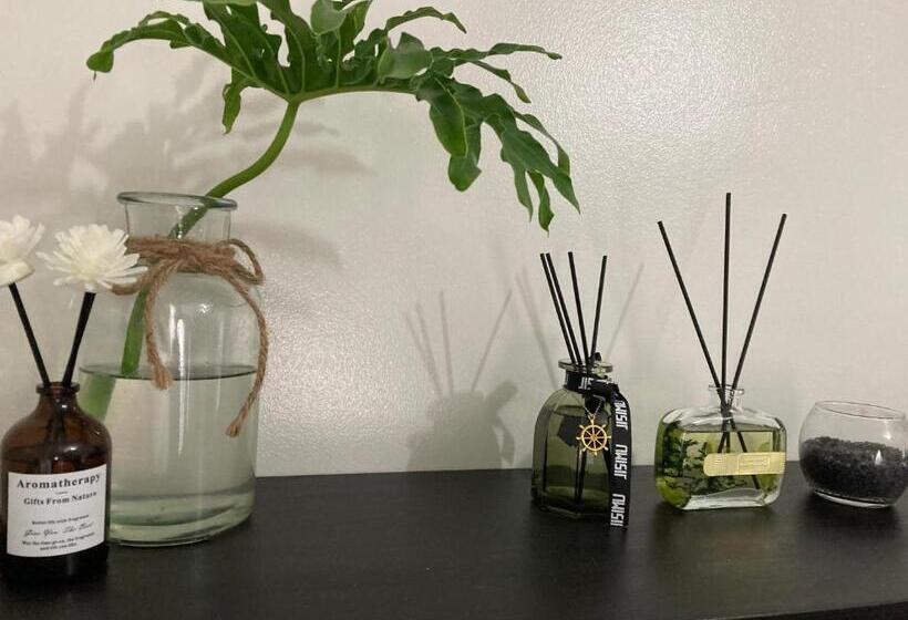 Standard Stúdió Szoba, Bohemian Inspired Studio Unit2 At Trees Residences