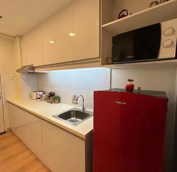 デラックススタジオ, Trees Residences Staycation 1br/2br