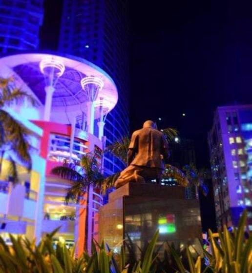 إستوديو ديلوكس, Eastwood Global Plaza Luxury Residences In 43rd Floor With City Sky View