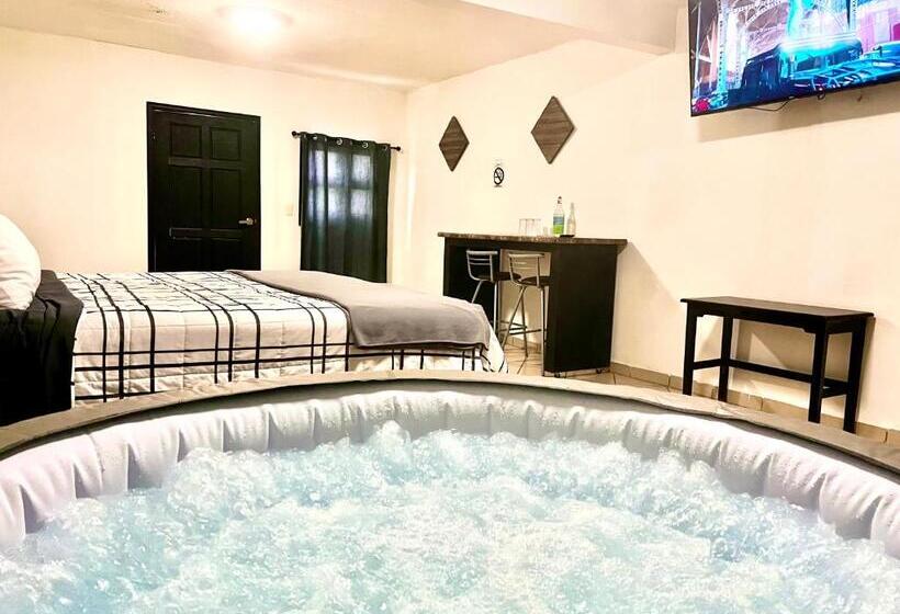 غرفة قياسية سرير كينج, Alamo