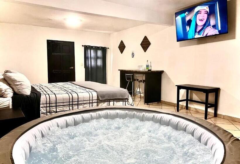 غرفة قياسية سرير كينج, Alamo