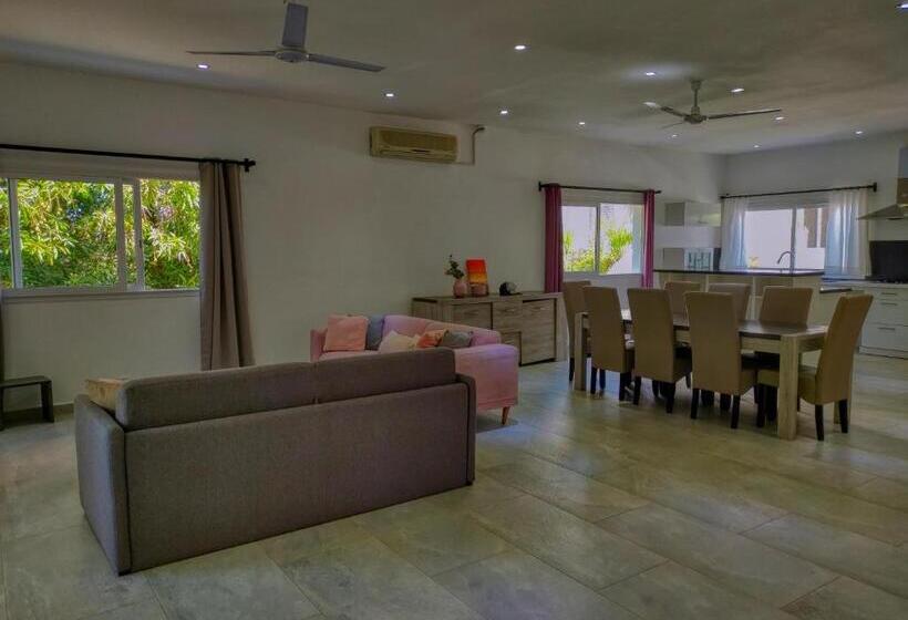 اتاق خانوادگی, Nosy Be Sun Hôtel