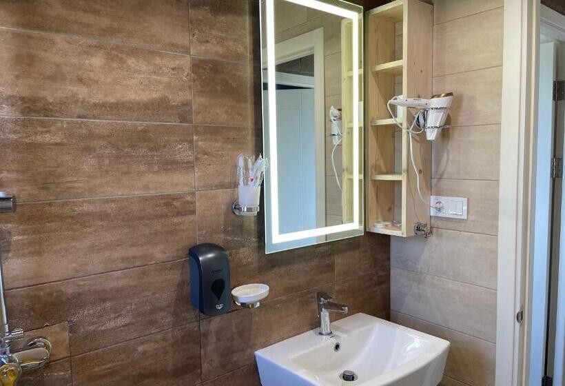 منزل 4 غرف نوم, Port Ayas Resort & Restaurants