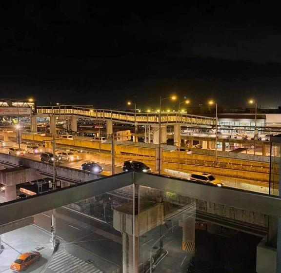 Standard Studio med Balkong, One Palm Tree Condominium