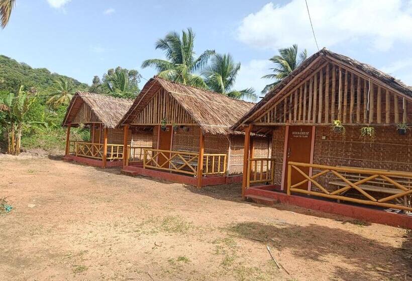 Quarto Estandar com Sacada, Hampi Wildstone