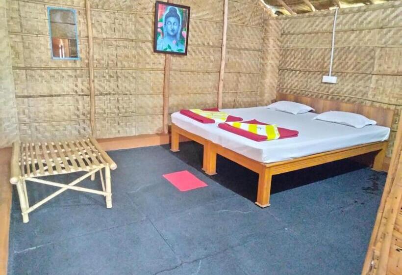 Quarto Estandar com Sacada, Hampi Wildstone