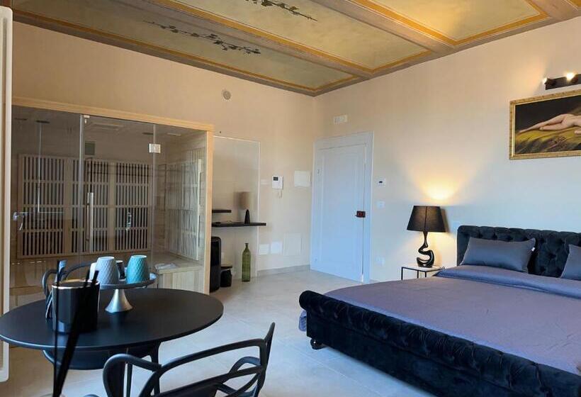 اتاق استاندارد با تخت بزرگ, Casa Colonna   Suite Della Torre