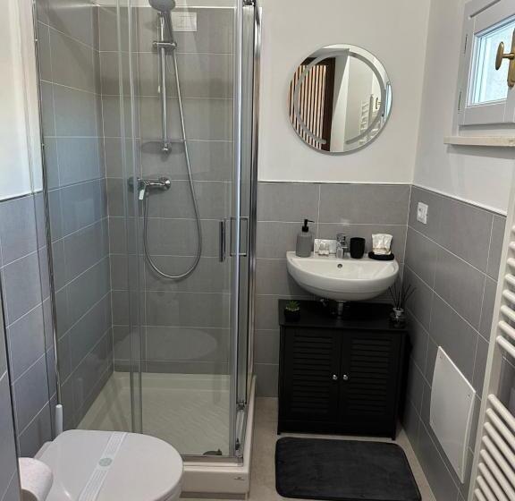 اتاق استاندارد با تخت بزرگ, Casa Colonna Suite Della Torre