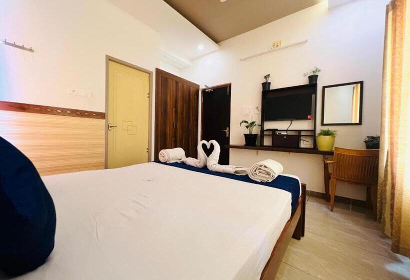 豪华房间, Raja Residency