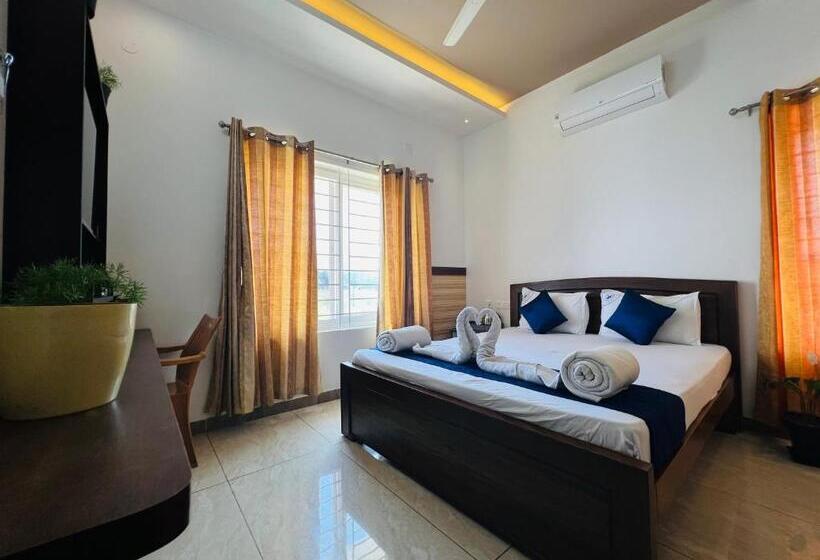 חדר דלוקס, Raja Residency