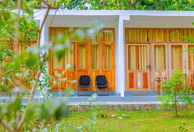 Семейный Номер Deluxe, Talalla Ocean Beach Bungalow