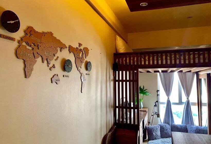 スタンダードスタジオ, Penthouse Condo Studio Unit Centrio Tower W/ Stove