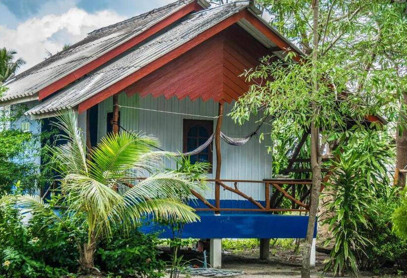 غرفة قياسية ثلاثية مطلة علي الحديقة, Two Rocks Bungalows