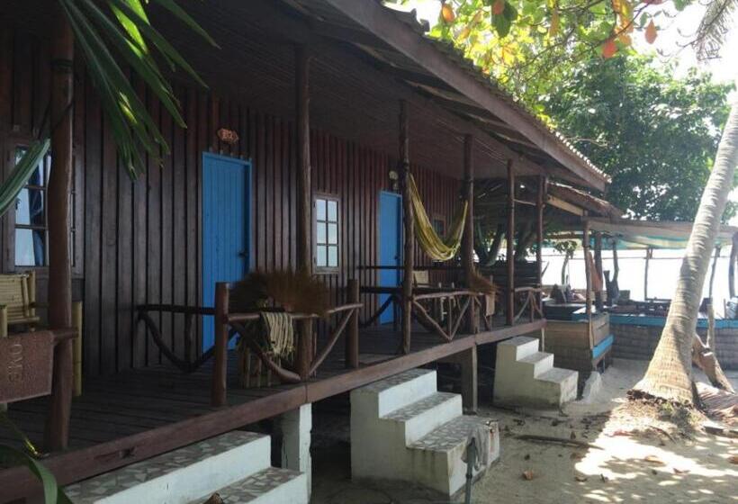 بنجلو قياسى, Two Rocks Bungalows