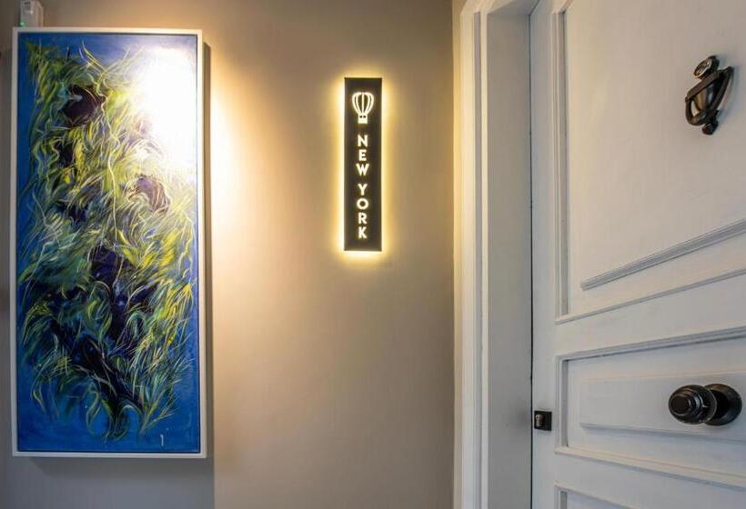 Люкс Повышенной Комфортности, Bguest Pera Suites