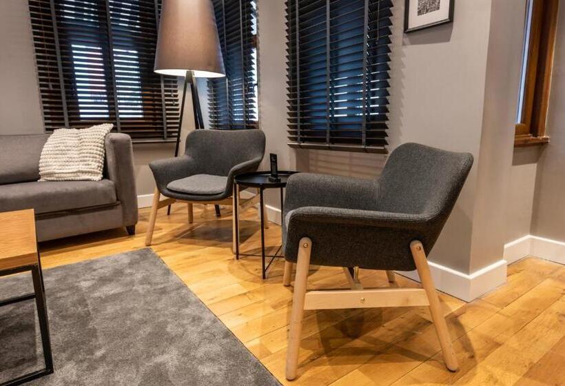 Люкс Повышенной Комфортности, Bguest Pera Suites