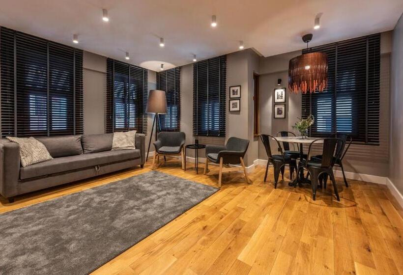 Люкс Повышенной Комфортности, Bguest Pera Suites