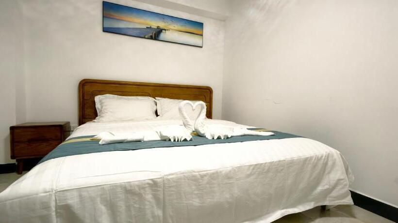 Апартаменты 1 Спальня Вид на Сад, Ocean Breeze Apartment