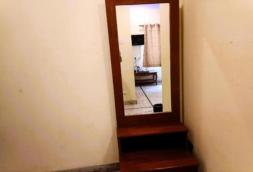 اتاق لوکس, Staymaker The Splces   Bidhannagar