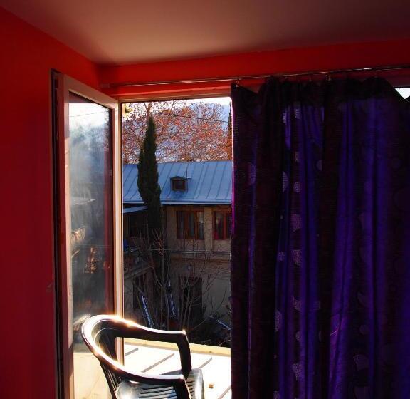 اتاق استاندارد, Green Stairs Guest House