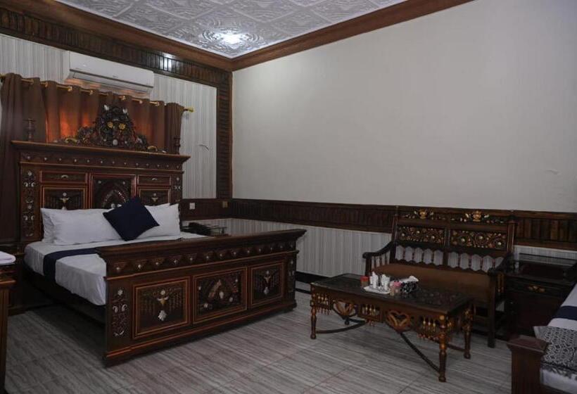 اتاق لوکس یک تخته, Serina Inn