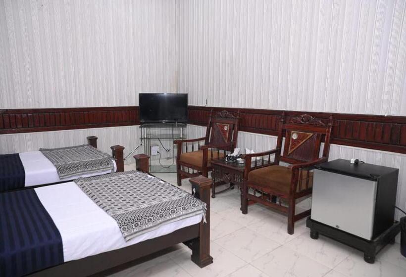اتاق لوکس یک تخته, Serina Inn