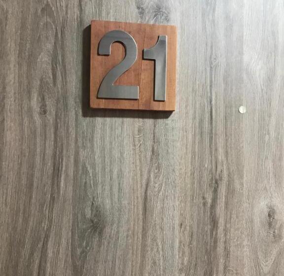 شقة غرفة واحدة, Apart Hotel Suveral