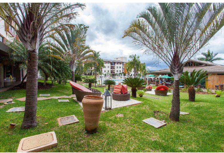 带1个卧室的带阳台的公寓, Flat Na Beira Do Lago 5min Da Esplanada Dos Ministérios