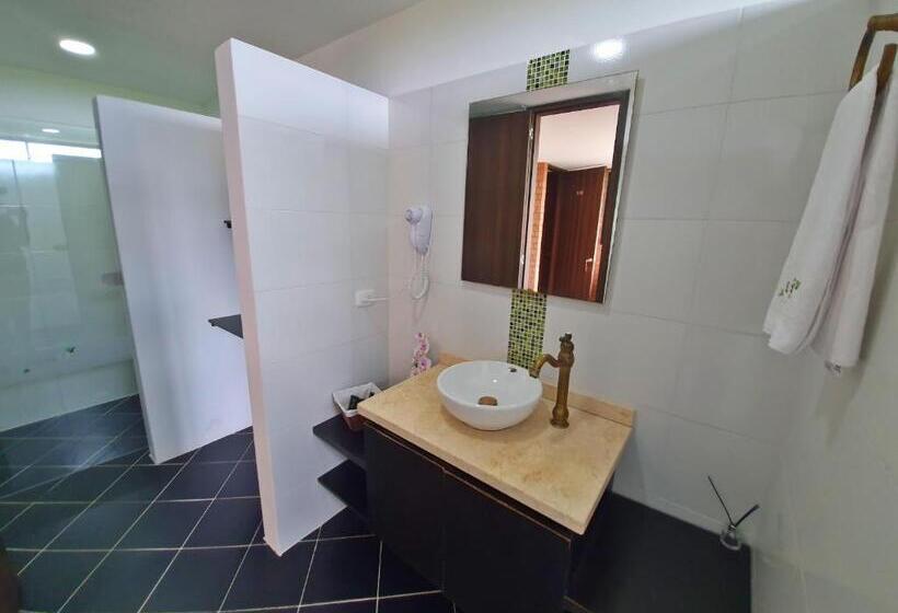 غرفة قياسية ثلاثية ذات اطلالة, Hacienda Isabela Hotel Campestre