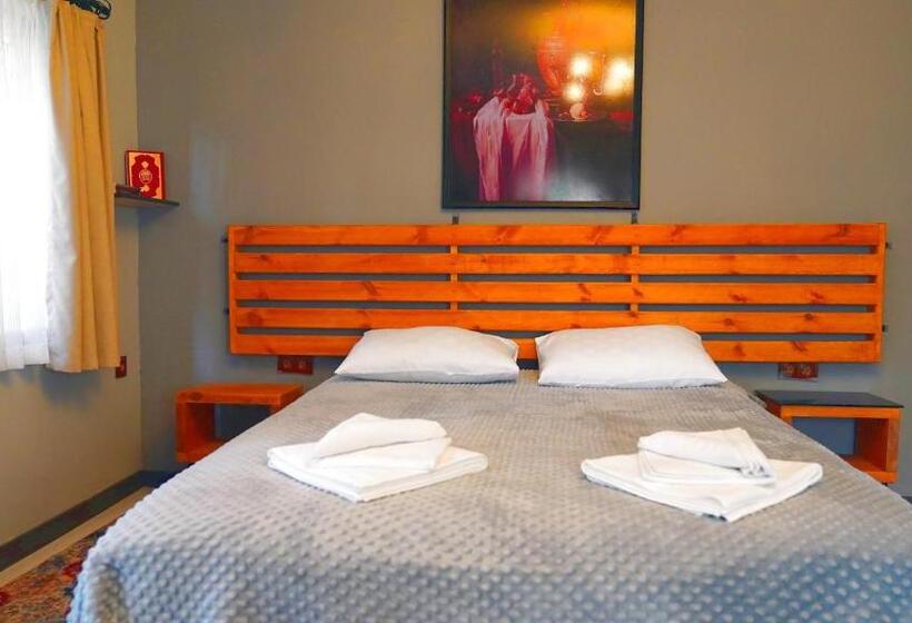 اتاق استاندارد با تخت بزرگ, Alpha Stone House