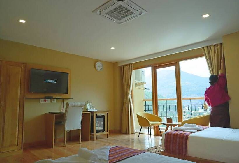 Deluxe Room, Cholay Khangzang