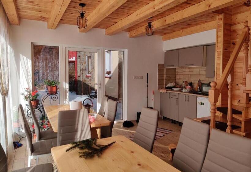 Casa 3 Dormitorios, у яслигана