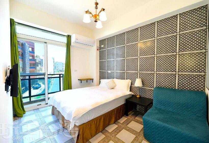 اتاق استاندارد با بالکن, Blue Hole Guesthouse藍洞民宿