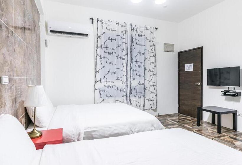 اتاق استاندارد چهار تخته, Blue Hole Guesthouse藍洞民宿