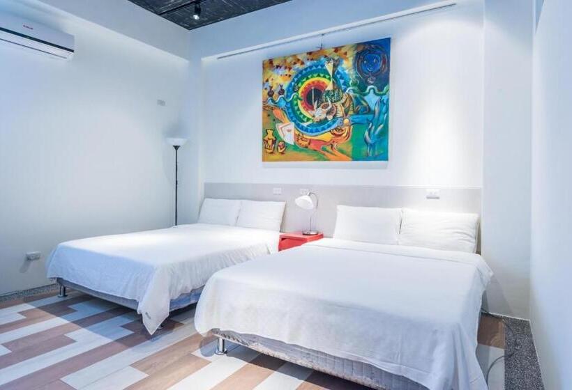 اتاق استاندارد چهار تخته, Blue Hole Guesthouse藍洞民宿