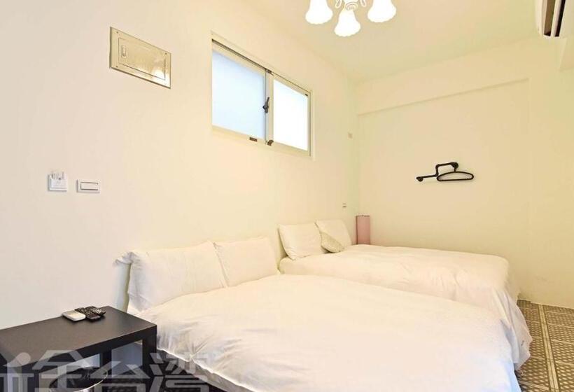 اتاق استاندارد چهار تخته, Blue Hole Guesthouse藍洞民宿