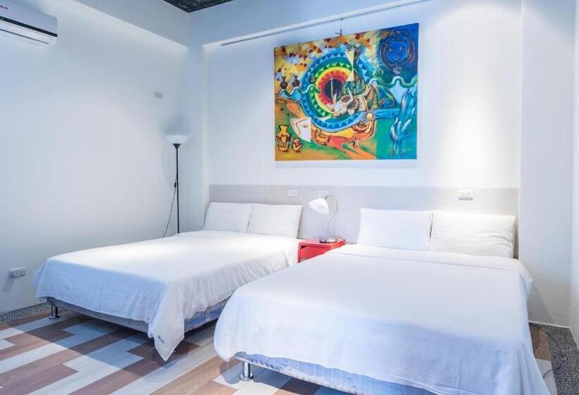 اتاق استاندارد چهار تخته, Blue Hole Guesthouse藍洞民宿