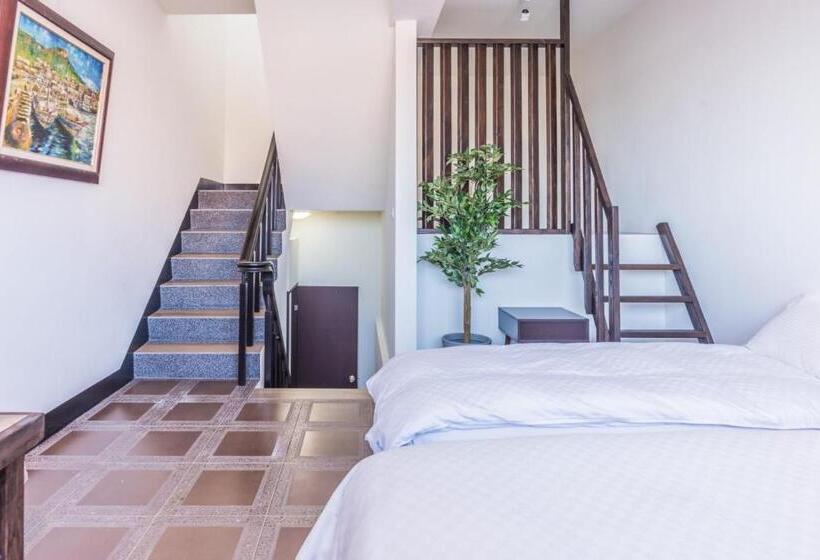 سوییت دوبلکس, Blue Hole Guesthouse藍洞民宿