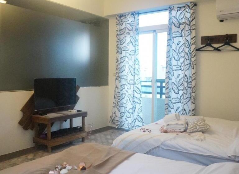 اتاق استاندارد چهار تخته, Blue Hole Guesthouse藍洞民宿