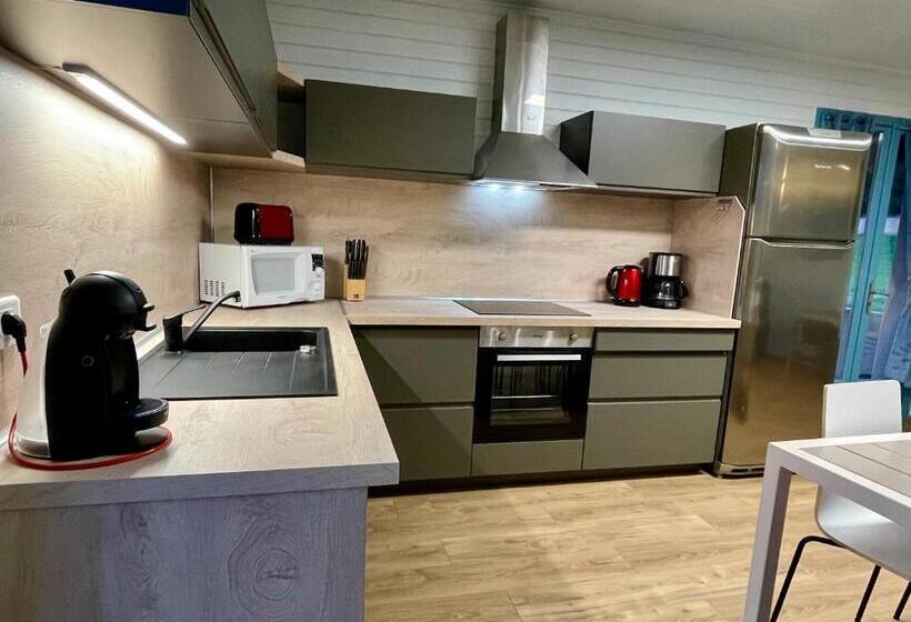 בית, 4 חדרי שינה, Gîtes Les Sources