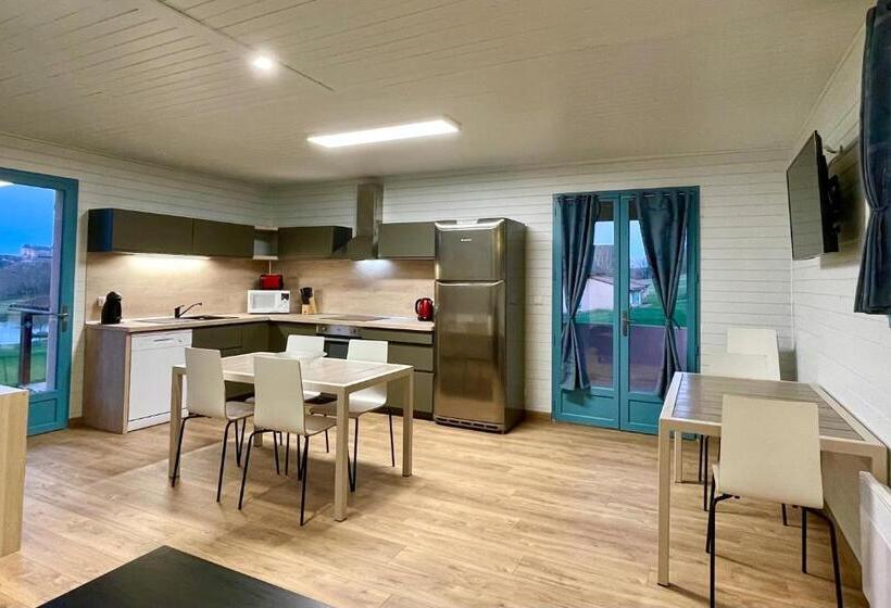 בית, 4 חדרי שינה, Gîtes Les Sources