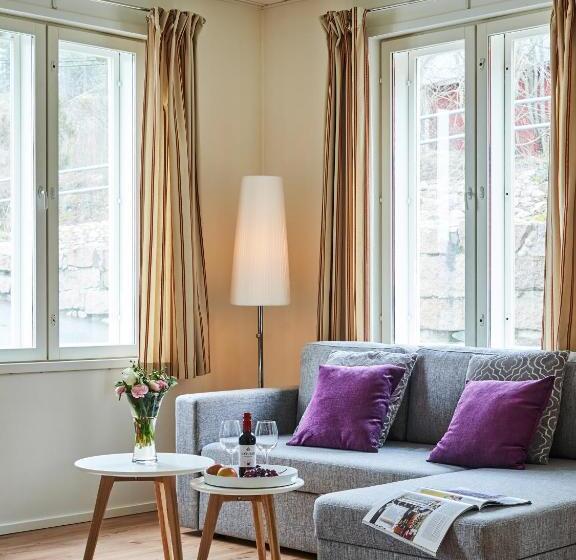 استودیوی سوپریور, Guest House Porvoo