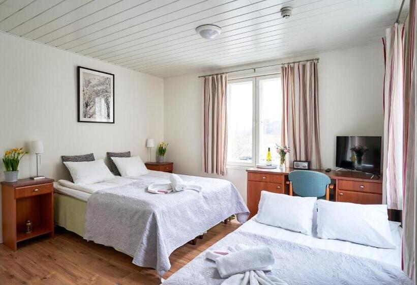 4인용 스탠다드 룸, Guest House Porvoo