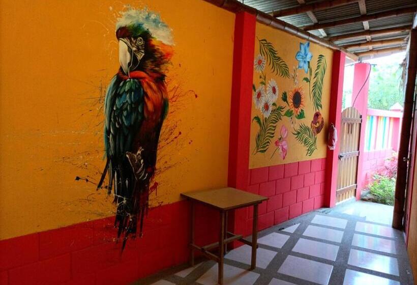 スタンダードルーム, La Casa De Lili