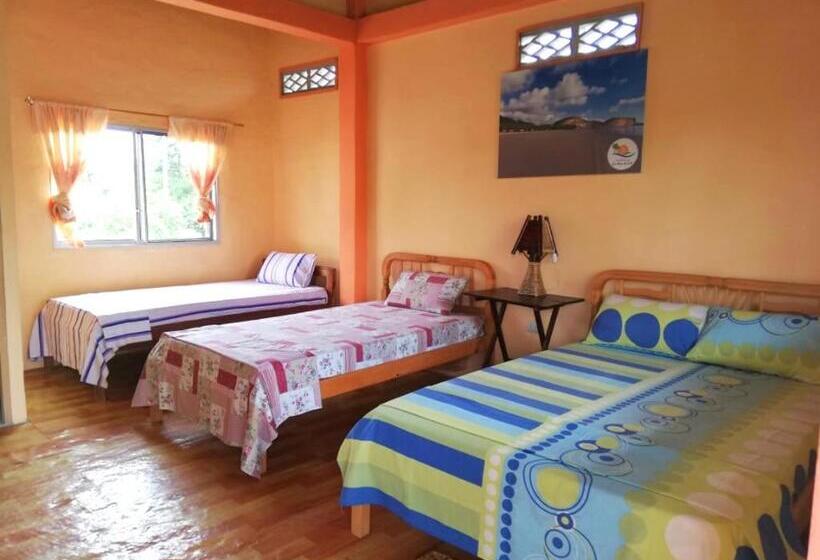 Четырехместный Номер Стандарт, La Casa De Lili