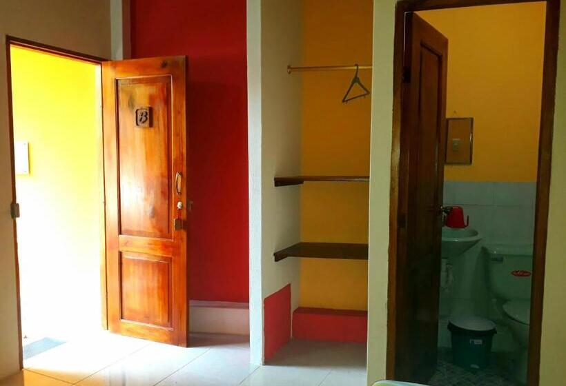 スタンダードシングルルーム, La Casa De Lili