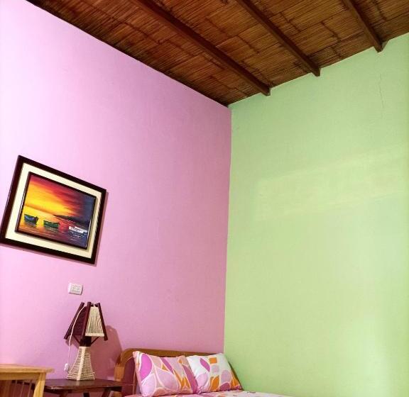 スタンダードトリプルルーム, La Casa De Lili