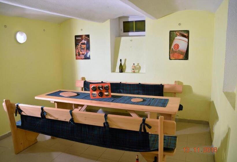 וילה בת חדר שינה 1, Penzion Pod Kostelem