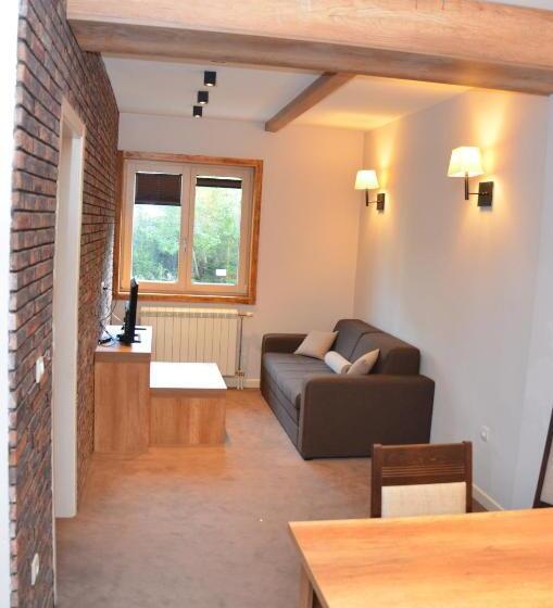 سوییت, župa Apartmani